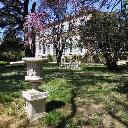 LʼIsle-Jourdain Chateau De Clermont-Saves Bed & Breakfast エクステリア 写真