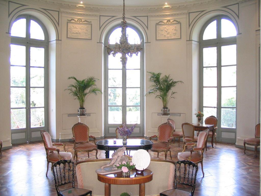 LʼIsle-Jourdain Chateau De Clermont-Saves Bed & Breakfast エクステリア 写真